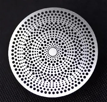如何确保蚀刻加工的精度？